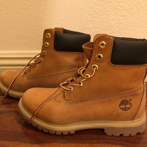 Timberlands women’s size 7 1/2 M